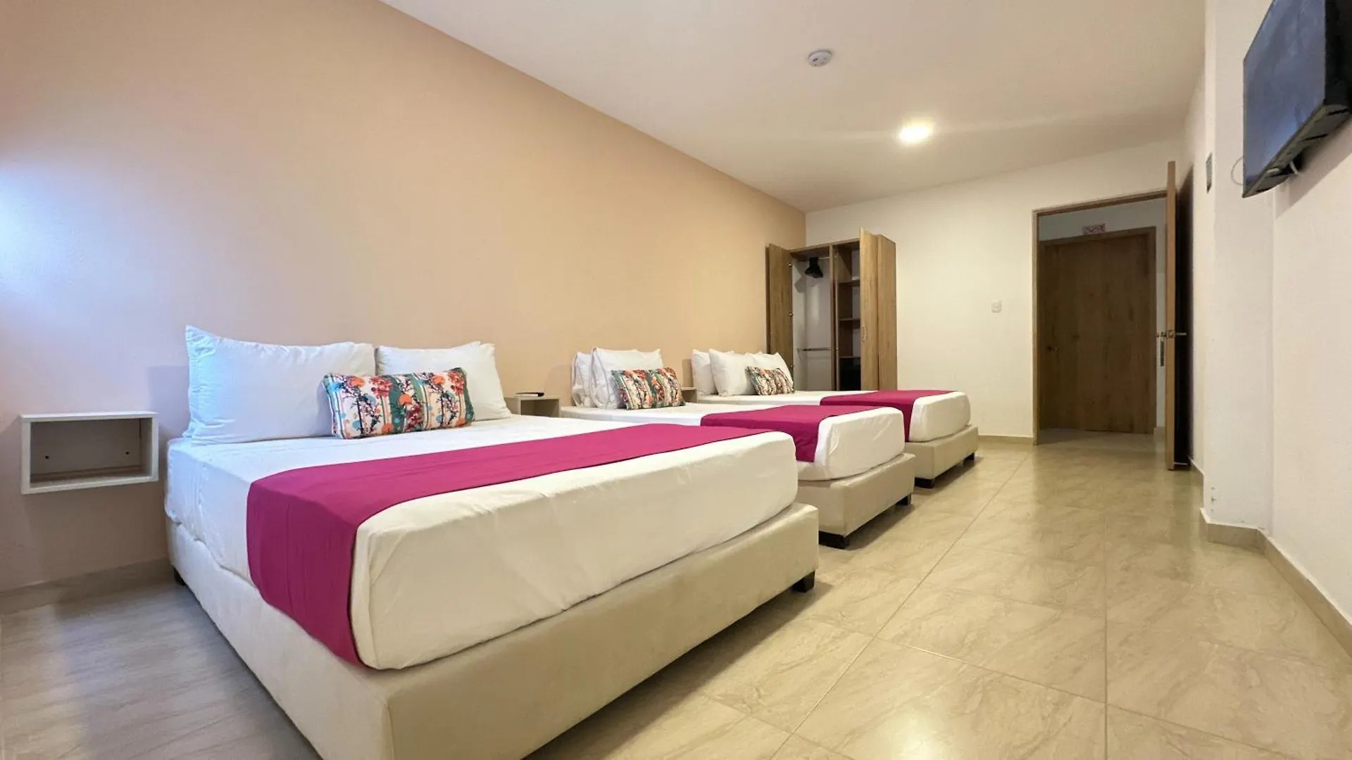 Hotel Taybo Kai By St Hoteles Santa Marta  Santa Marta (Magdalena)